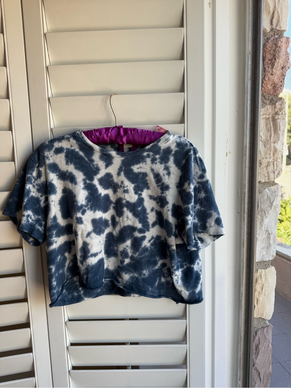 MOTHER  Tie-Dye Short Sleeve Tee in Navy & White